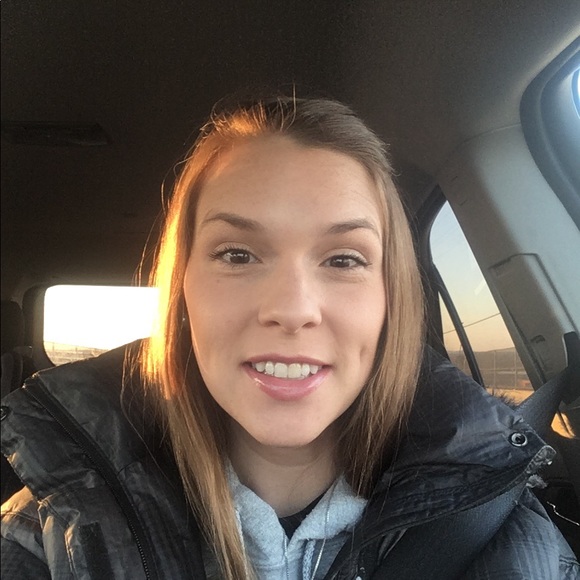 Meet your Posher, Kelsie - Picture 1 of 1